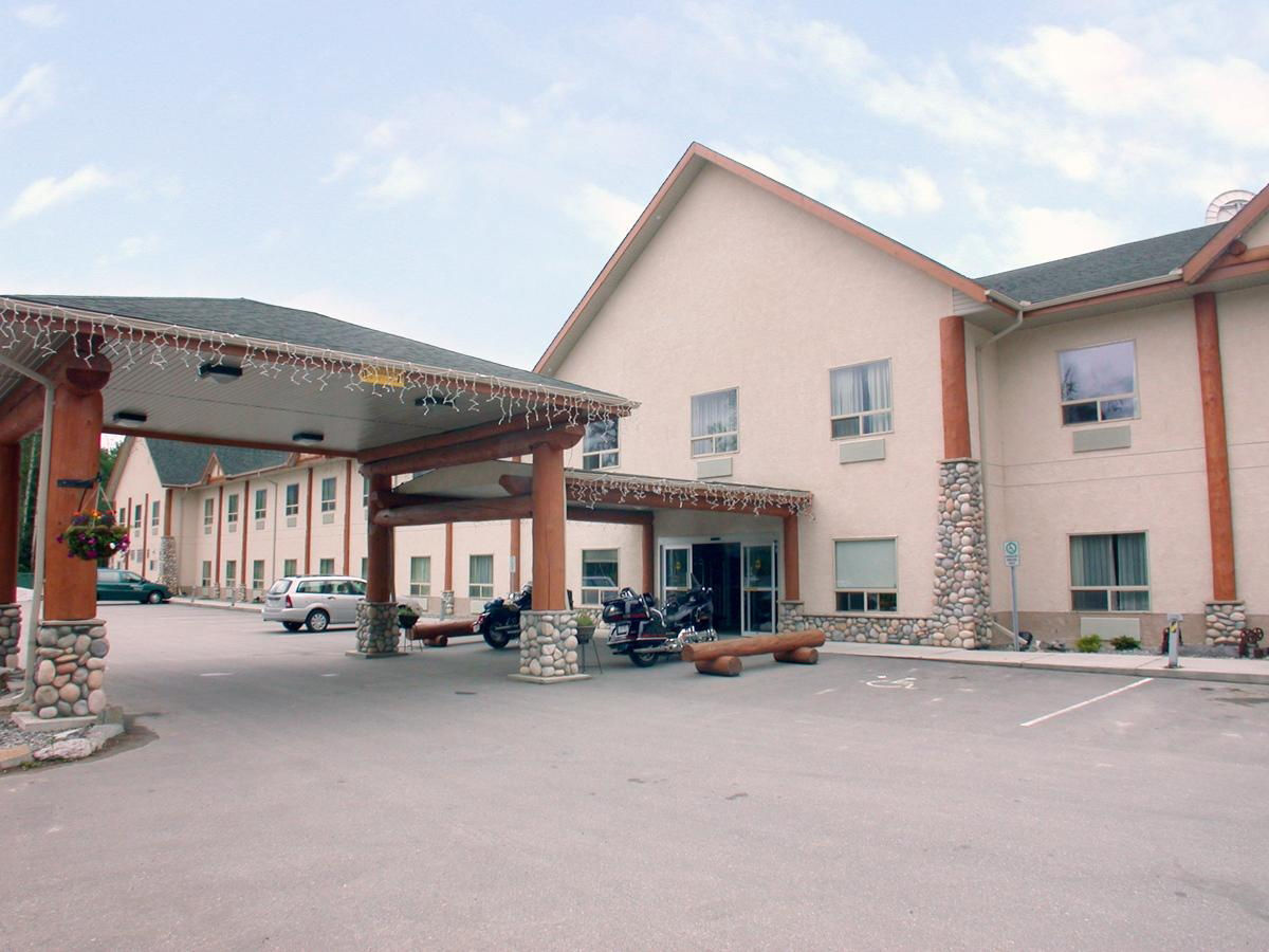 Best Western Plus Valemount Inn & Suites Экстерьер фото